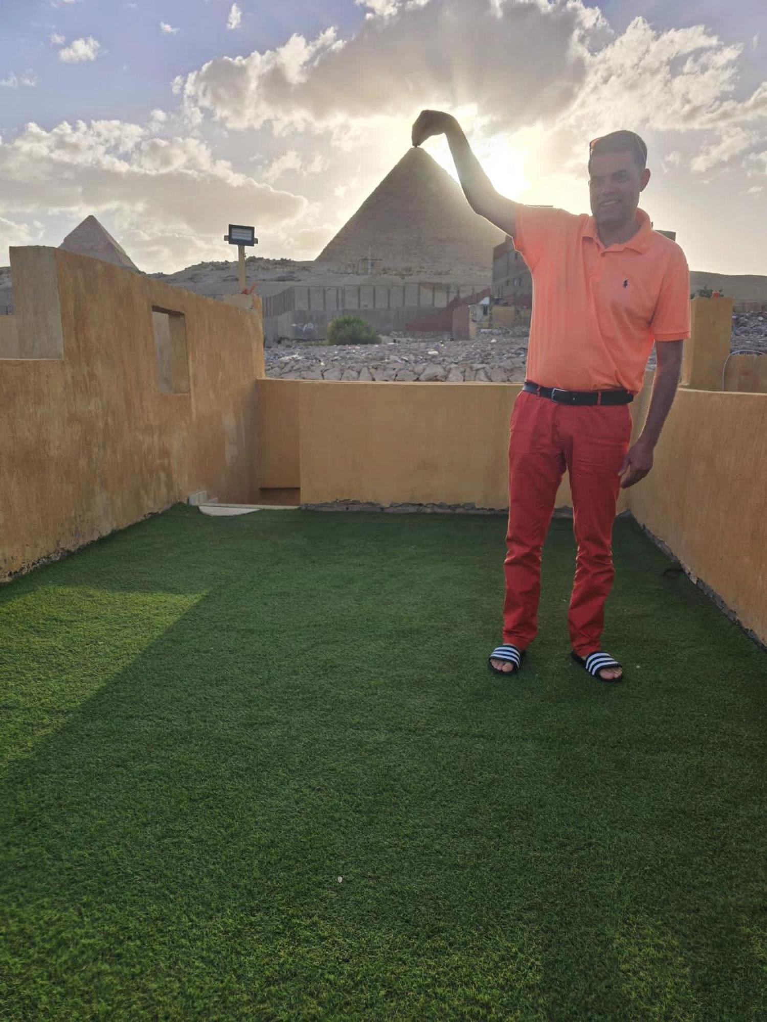 Sidi Hamad Pyramids View Hotel Kafrat al Jabal Bagian luar foto