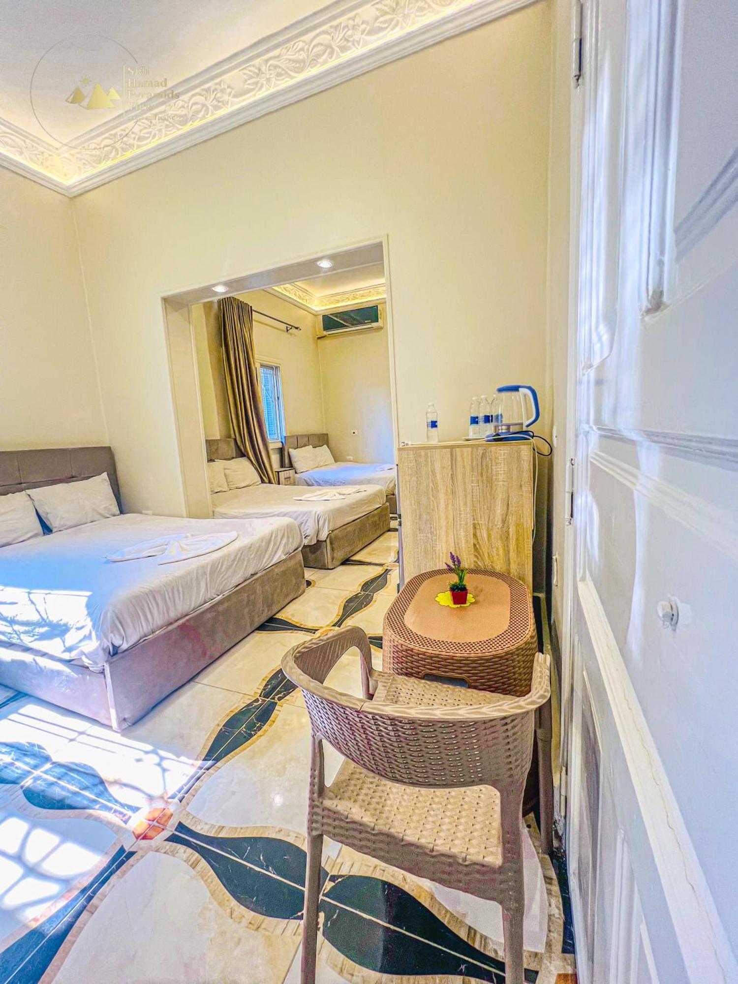 Sidi Hamad Pyramids View Hotel Kafrat al Jabal Bagian luar foto